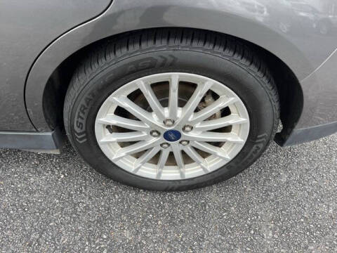 2014 Ford C-MAX Hybrid SE