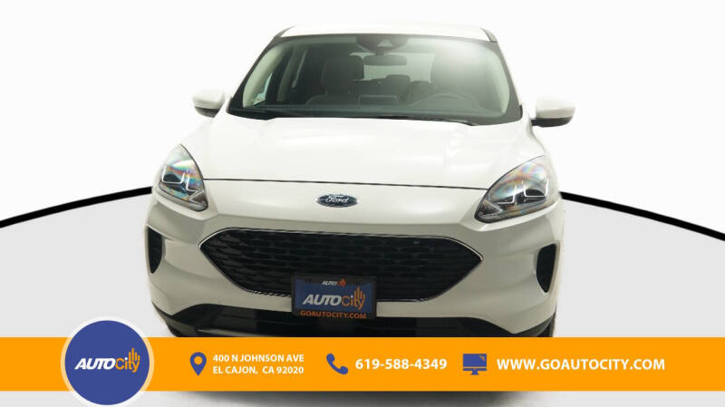 2020 Ford Escape SE