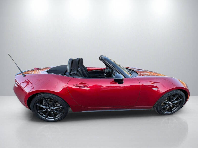 2016 Mazda MX-5 Miata Club