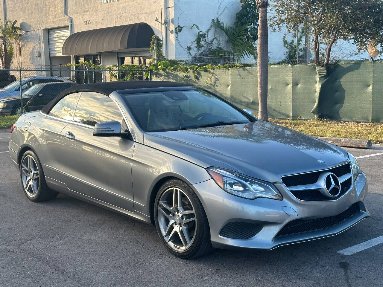 2014 Mercedes-Benz E-Class Convertible - $21,900