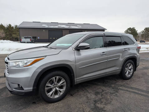 2016 Toyota Highlander LE