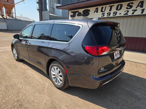 2019 Chrysler Pacifica Touring Plus