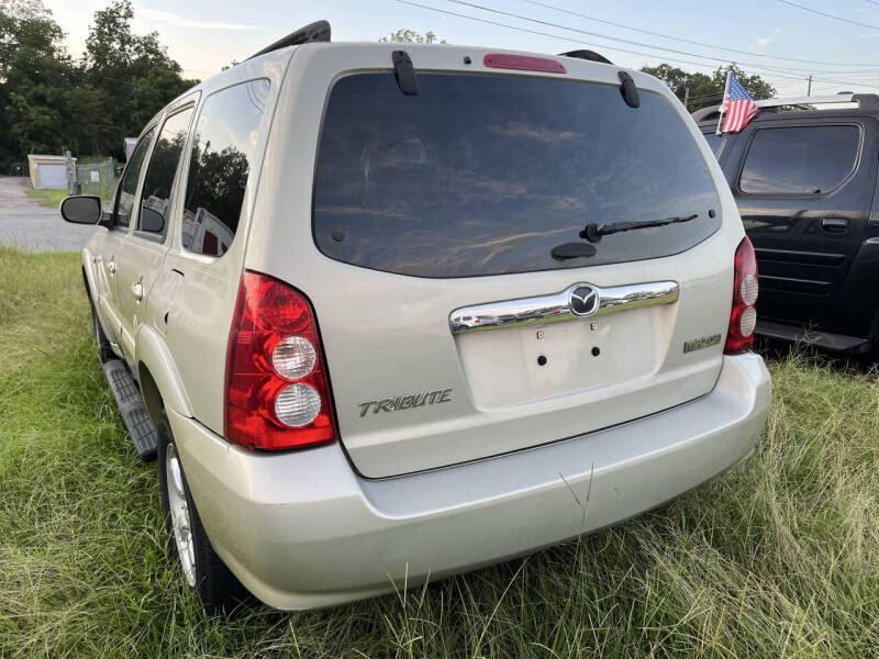 2005 Mazda Tribute s