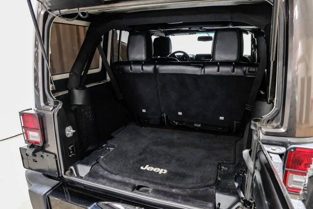 2017 Jeep Wrangler Unlimited Smoky Mountain