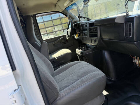 2017 Chevrolet Express 2500