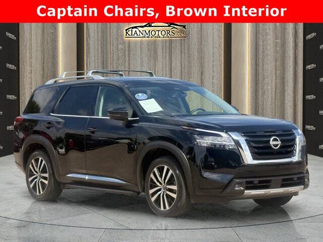 2023 Nissan Pathfinder Platinum