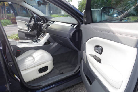 2017 Land Rover Range Rover Evoque SE