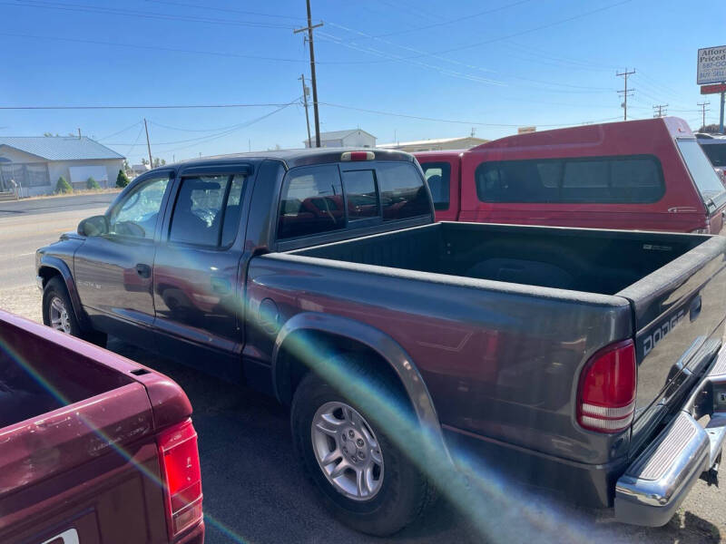 2002 Dodge Dakota SLT photo 5