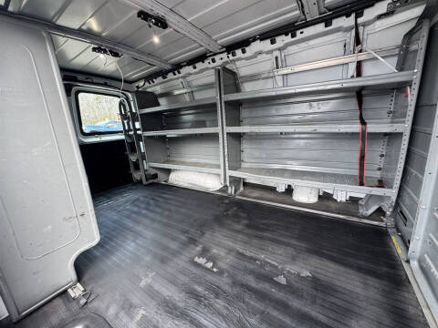 2019 Chevrolet Express 2500