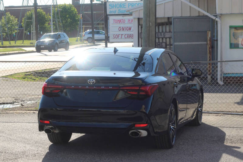 2019 Toyota Avalon