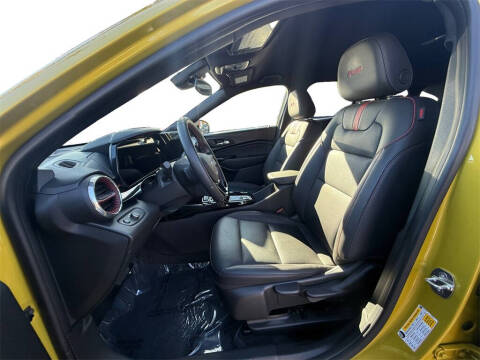 2024 Chevrolet Trax RS