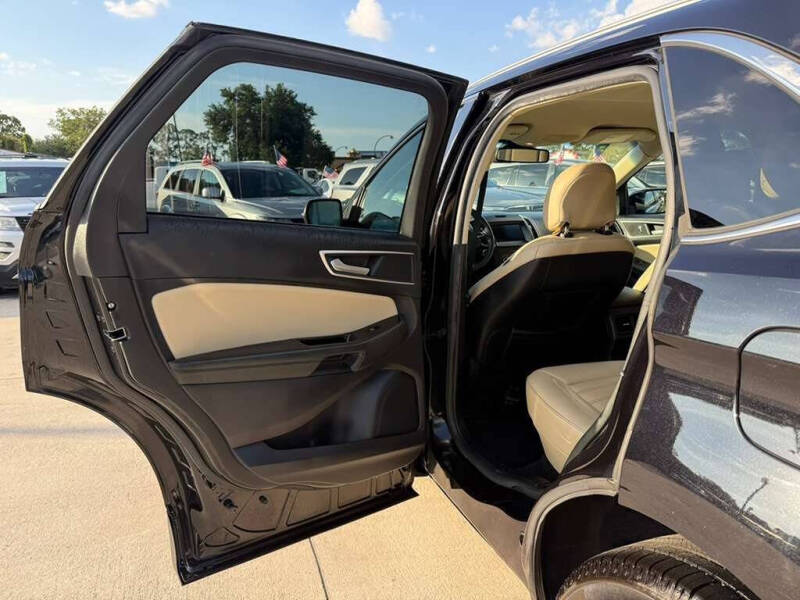 2019 Ford Edge SEL