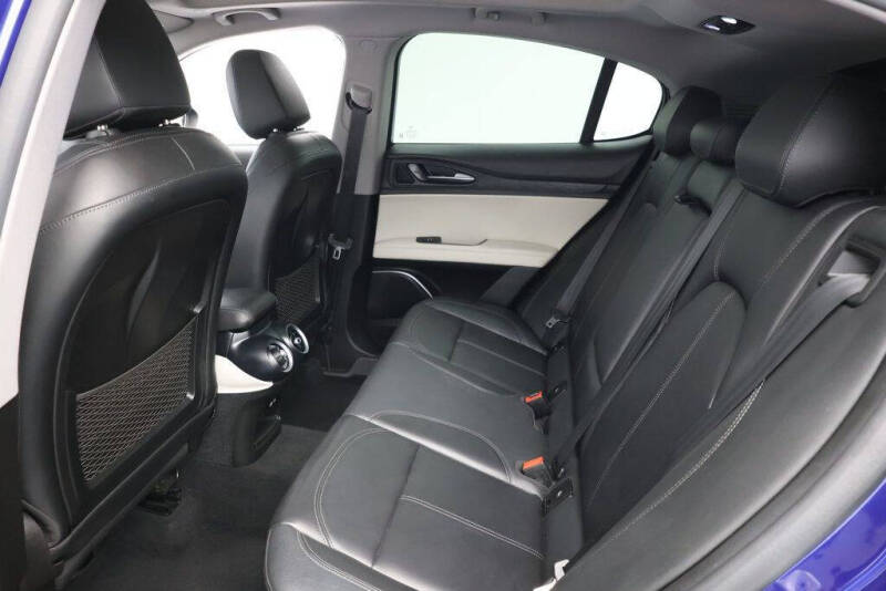 2021 Alfa Romeo Stelvio Sprint