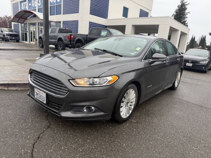 2016 Ford Fusion Hybrid SE