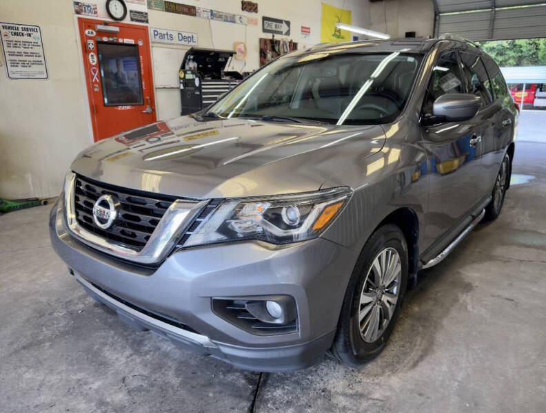 2019 Nissan Pathfinder SV