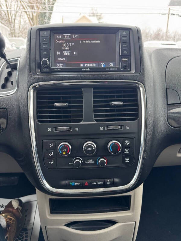 2013 Dodge Grand Caravan American Value Package