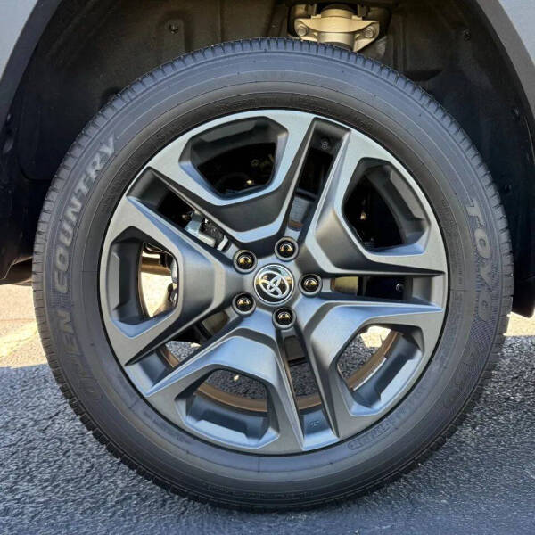 2024 Toyota RAV4 Adventure