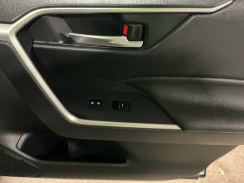 2024 Toyota RAV4 Prime SE