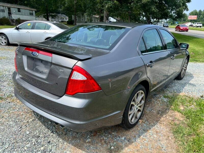 2012 Ford Fusion SE