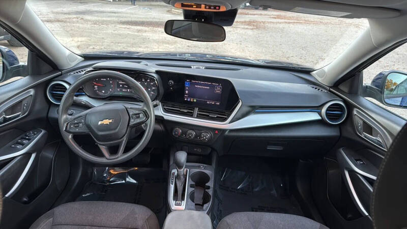 2024 Chevrolet Trax LS