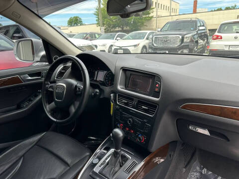 2012 Audi Q5 2.0T quattro Premium Plus