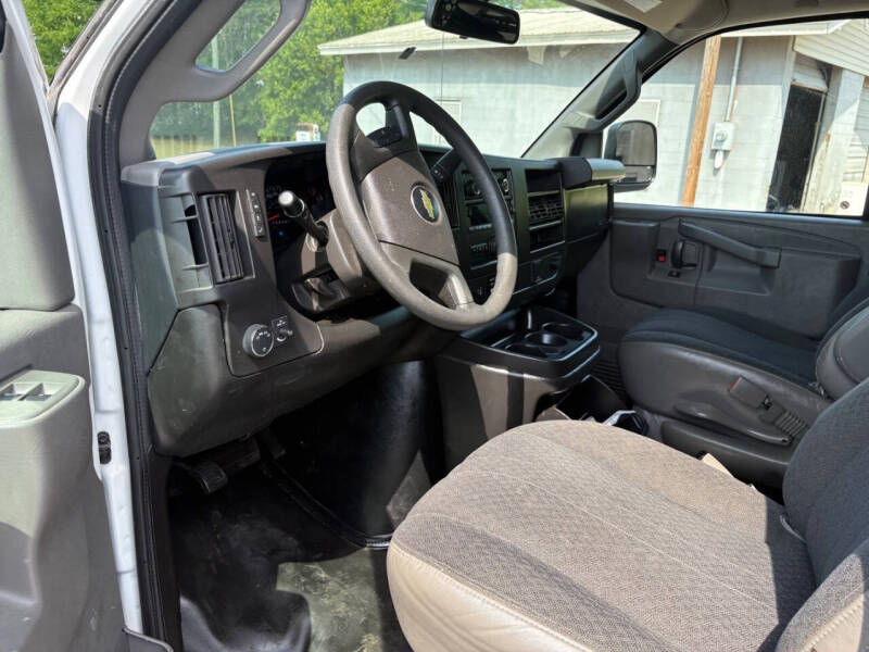 2019 Chevrolet Express 2500