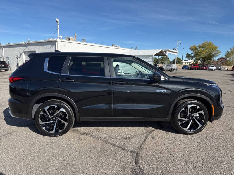 2025 Mitsubishi Outlander PHEV SE