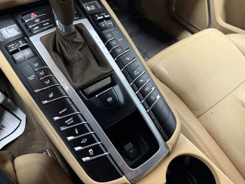 2017 Porsche Macan GTS