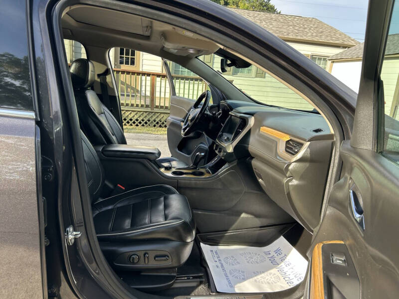 2017 GMC Acadia Denali