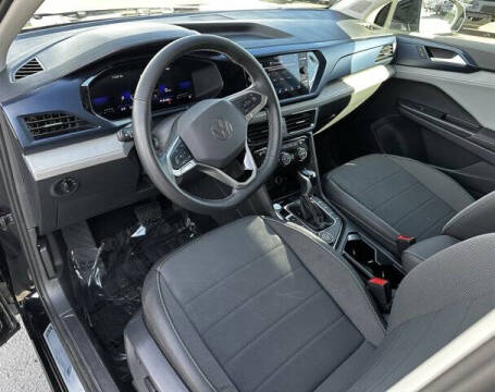 2024 Volkswagen Taos SE 4Motion