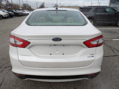 2015 Ford Fusion SE