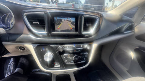 2018 Chrysler Pacifica Touring Plus
