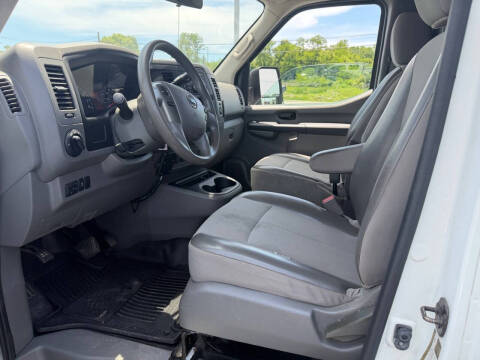 2017 Nissan NV 1500 SV