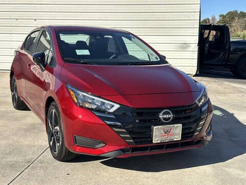 2025 Nissan Versa SR