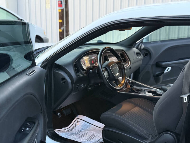 2018 Dodge Challenger SXT
