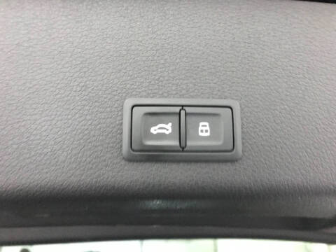 2019 Audi e-tron quattro Prestige