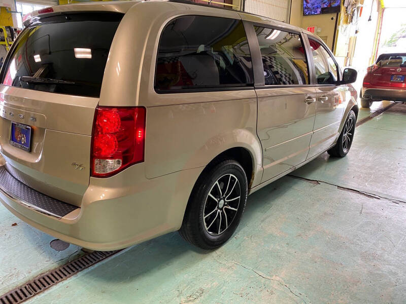 2015 Dodge Grand Caravan R/T