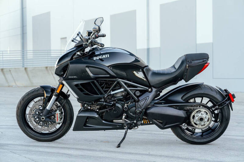 2011 Ducati Diavel