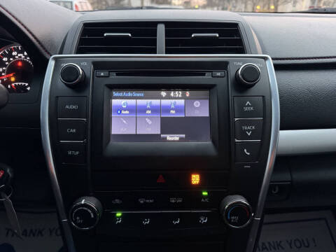 2015 Toyota Camry SE