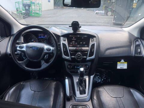 2012 Ford Focus Titanium