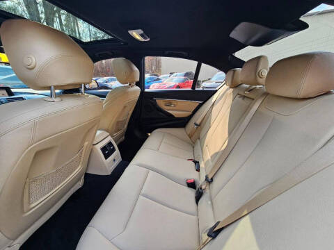 2018 BMW 3 Series 330i xDrive