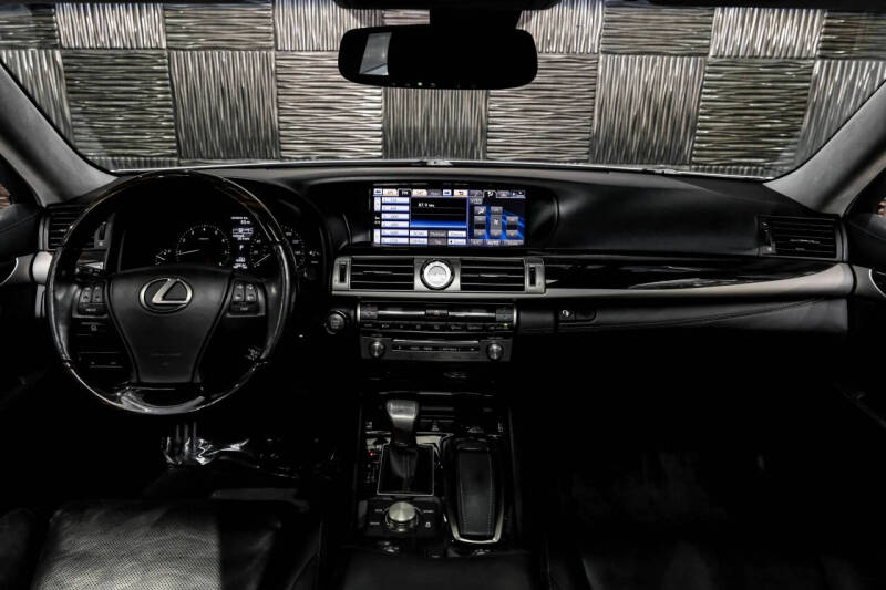 2014 Lexus LS 460