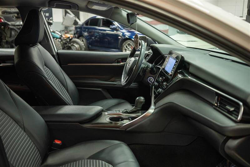 2023 Toyota Camry SE Nightshade