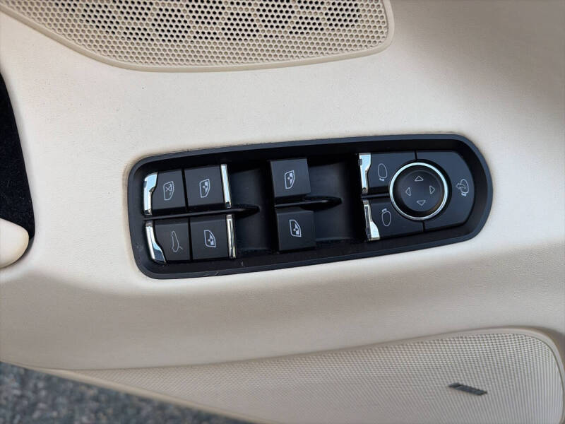 2012 Porsche Panamera 4S