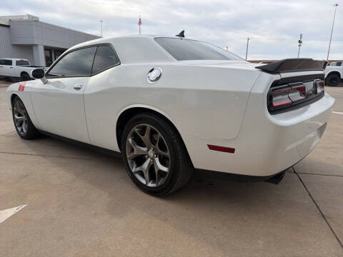 2016 Dodge Challenger SXT