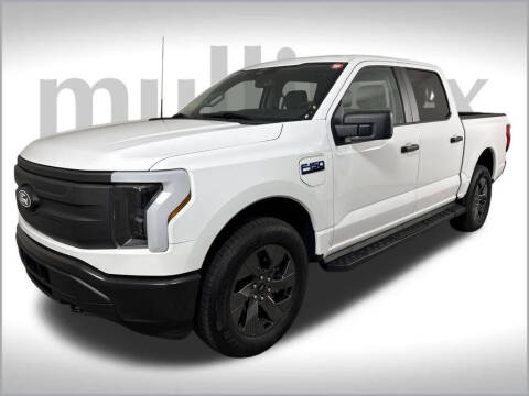 2025 Ford F-150 Lightning Pro