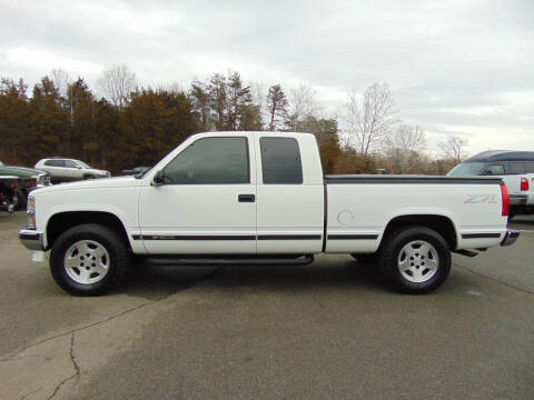 1995 Chevrolet C/K 1500 Series for sale at E & M AUTO SALES in Locust Grove VA