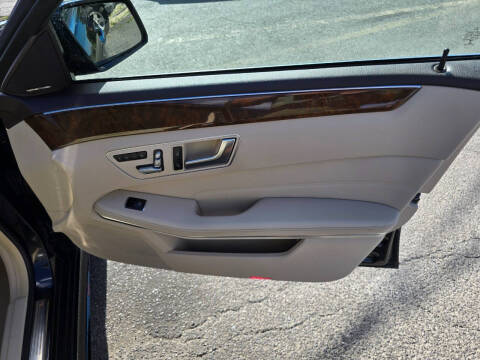 2015 Mercedes-Benz E-Class E 250 BlueTEC 4MATIC