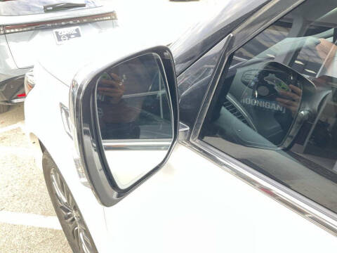 2023 Infiniti QX80 Sensory