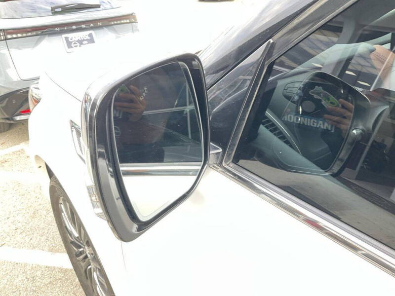 2023 Infiniti QX80 Sensory